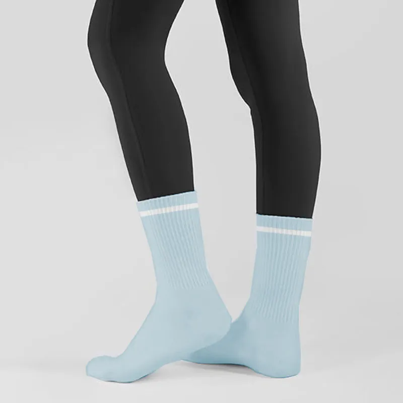 12 Color Womens Soft Moisture-wicking Socks Available